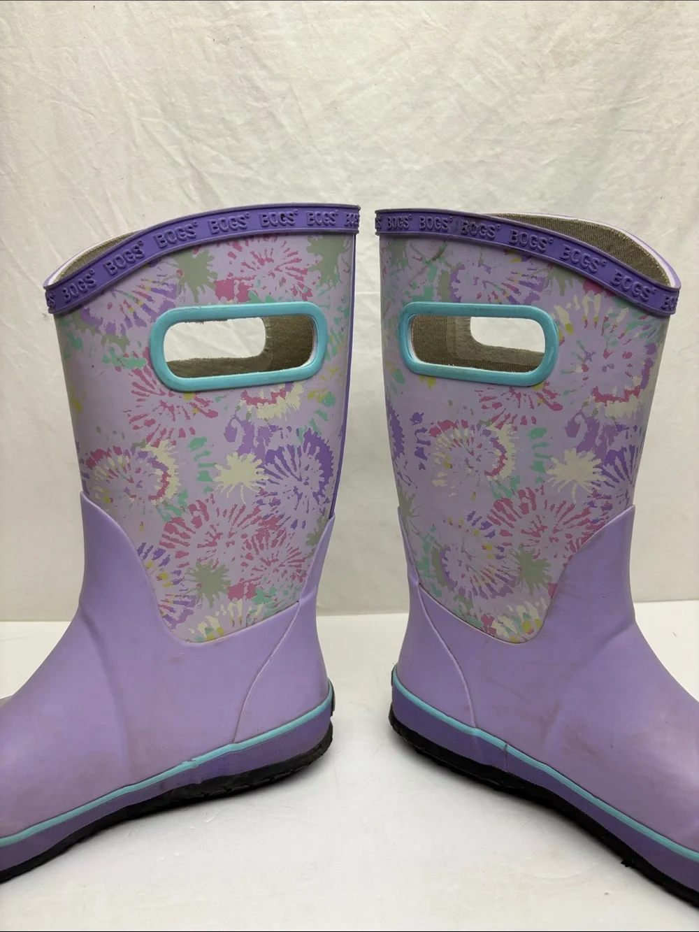 Bogs Purple Floral Kids Rain Boots with Mint Trim, SZ 4 big girl 2(BA)